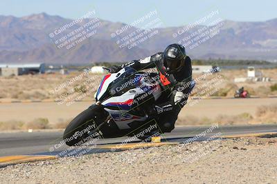 media/Dec-10-2023-SoCal Trackdays (Sun) [[0ce70f5433]]/Turn 9 Inside Set 1 (1115am)/